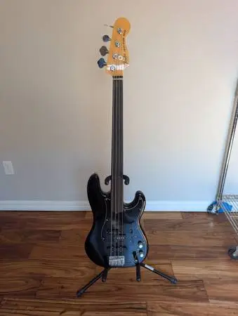 Fender Tony Franklin Signature Bass