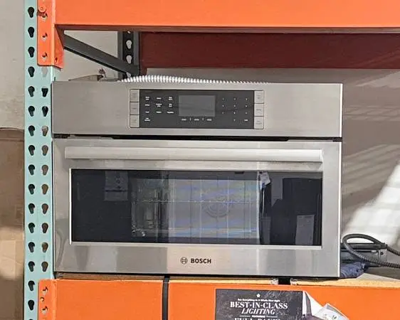BOSCH HSLP451UC BENCHMARK 30 Steam Convection Wall Oven Stainless