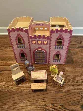 ♥ ♥ ♥ MELISSA & DOUG FOLD & GO WOODEN CASTLE DOLLHOUSE with FURNITURE
