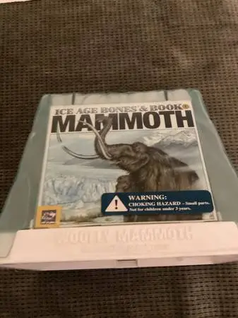 Woolly Mammoth Model Kit