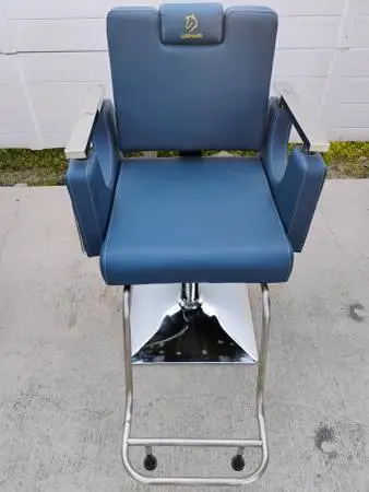 LUXMARS NEW Hydraulic Barber Chair, featuring a square chrome
