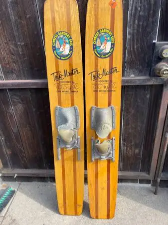 Vintage Malibu & Cypress Garden “ Trik Master “ water skis