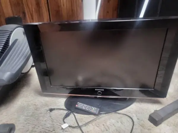 samsung 32 inch tv, not a smart tv