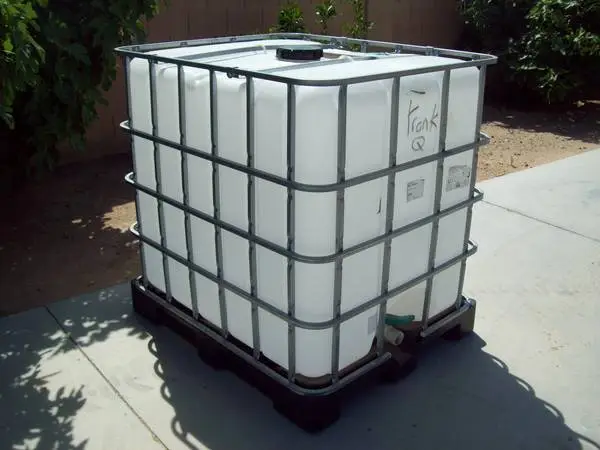 275 Gallon IBC Water Totes