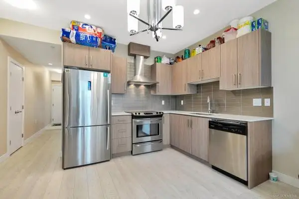 Modern 2 Bed + 2 Bath Condo | Prime Renfrew Location