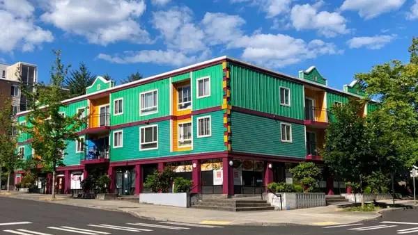 The Last 2 Br unit / Discount-5mins walk to UW Campus (For Fall)