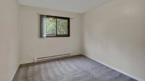 Amplify your life: Apartment , and tons of space!