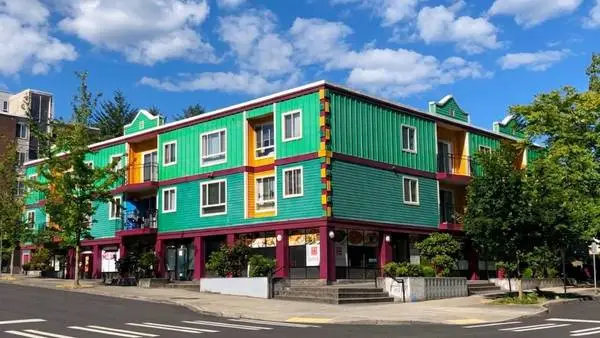 The Last 3 Br unit / Discount-5mins walk to UW Campus (For Fall)