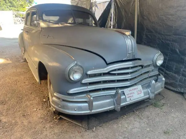 1948 Pontiac Torpedo Silver Streak Sedan