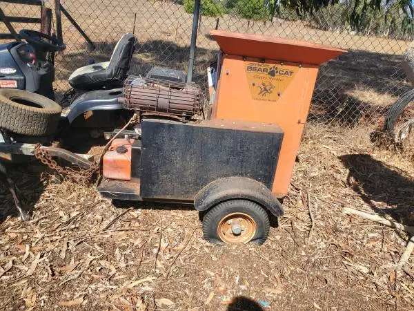 Bear Cat Wood Chipper