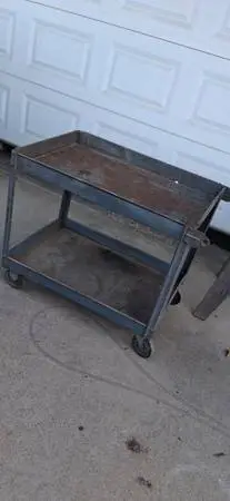 Heavy duty tool cart