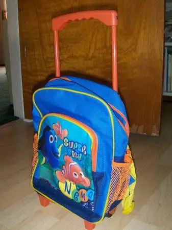 NEW DISNEY PIXAR FINDING DORY NEMO® 12 TODDLER ROLLING SCHOOL BAG