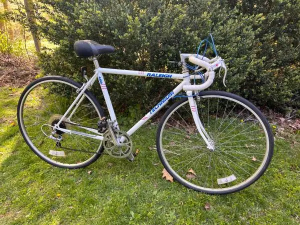 49 cm Raleigh Technium 400 12 Speed Aluminum