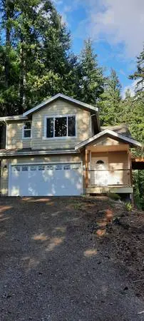 Private 2BD/2BA with office + garage Toad Lake House close to Bellingh
