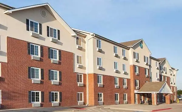 Tour Today, Settle In Right Away - No Lease, No Deposit Required!