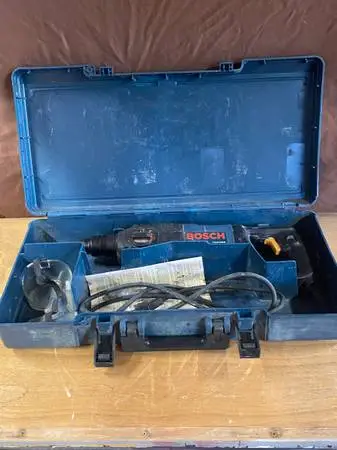 Bosch rotary hammer drill