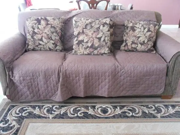 QUEEN SIZE SOFA BED