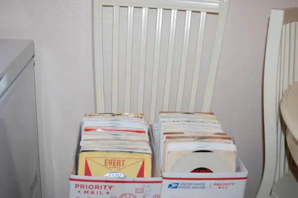 Vinyl 45s Rock 50, 60. 70 With Picture Sleeve Wanted By Collector