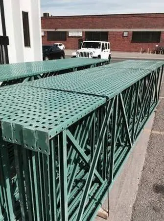 Warehouse Racking 42in deep 16ft n 20ft tall. lots of it