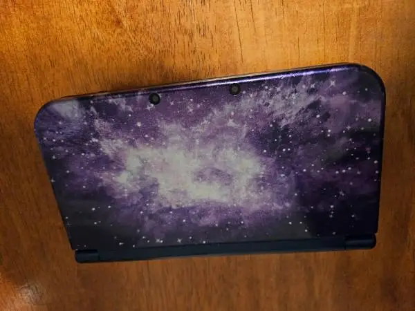 New Nintendo 3ds xl galaxy used