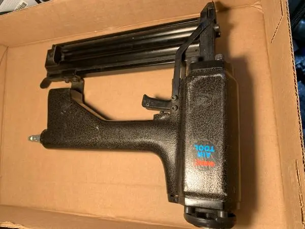 Mac Heavy Duty Air Stapler Gun For Sale $25.00.