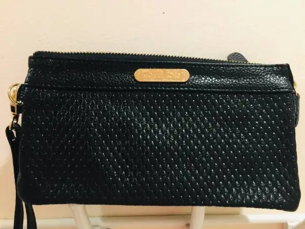 Brand New Michael Kors Womens Wallet (Black/G