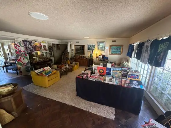 PT 1: Rock n Roll PACKED Brentwood Bonanza Estate Sale! August 14-17