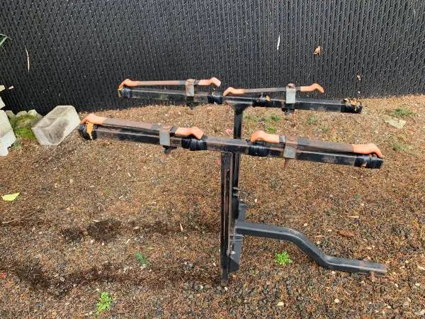 HITCH MOUNT 4 BIKE RACK
