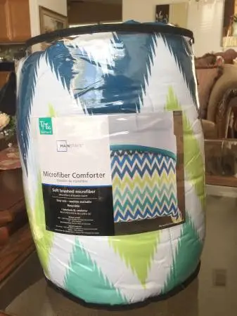 1 Twin Size XL New comforter.