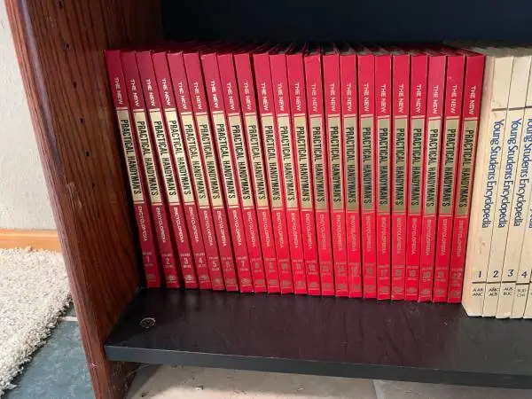 PRACTICAL HANDYMAN ENCYOPLEDIA 22 VOLUMES