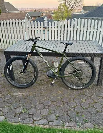 Wasatch Peak (Ari) Comp 27.5+ Men’s Mountain Bike