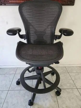Herman Miller Aeron STOOL Drafting Tuxedo fully loaded size B PostureFit