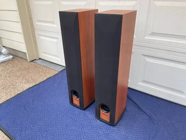 Polk Audio R50 Tower Speakers