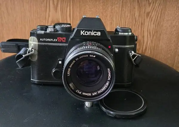 Konica AutoFlex TC 35mm Film Camera with filters