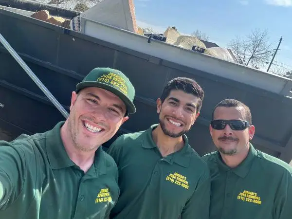 🔥SAME DAY JUNK REMOVAL STARTING AT $99🔥