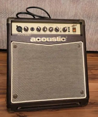 ACOUSTIC Guitar Amp