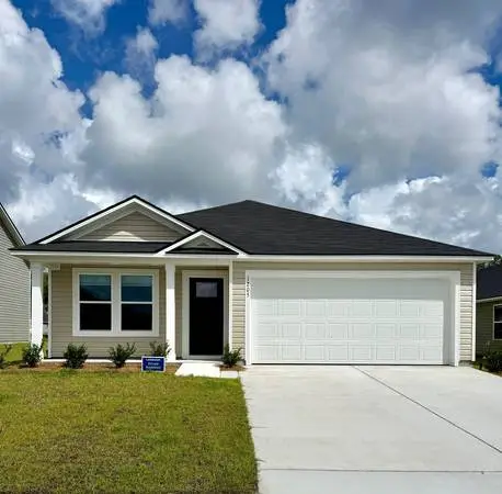 Charming 3 Bed, 2 Bath Single Family Home in Ocean Isle Beach