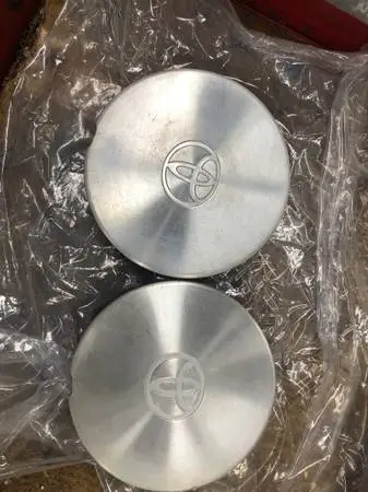 1998 Toyota Avalon Center Caps Hub caps