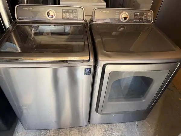✨STAINLESS STEEL KING COMFORTER CAPACITY WASHER AND DRYER