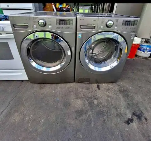 Lg washer and gas dryer