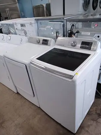 SAMSUNG smart W0asher and Dryer