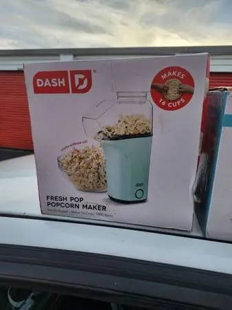 Brand New Popcorn Maker