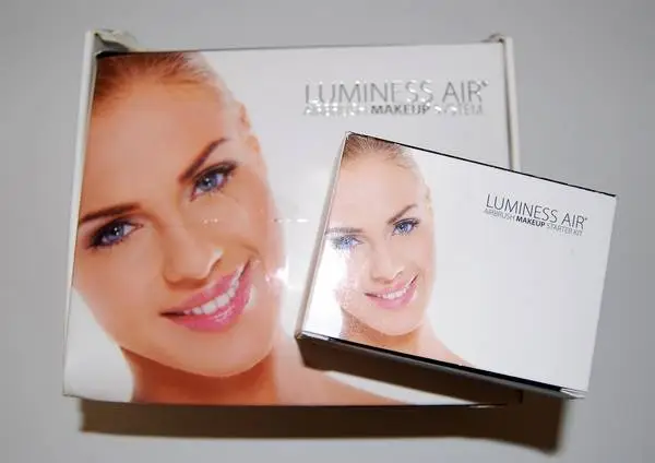 Luminess Airbrush Makeup System & Makeup ( Over $500 Value)