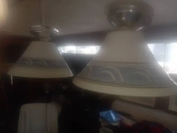 HANGING LIGHT FIXTURES
