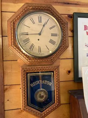 1904 Ingraham Long Drop Clock
