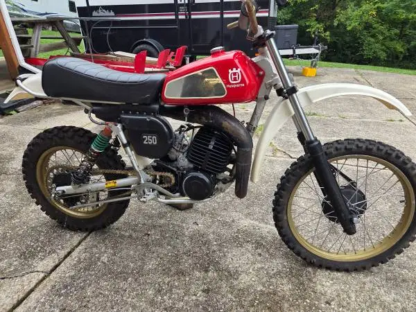 78 husky wr250