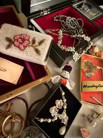 JAM PACKED ESTATE SALE IN VERONA - MASSIVE AMOUNT OF ITEMS