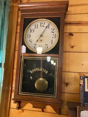 1900s Sessions Oak Store Regulator