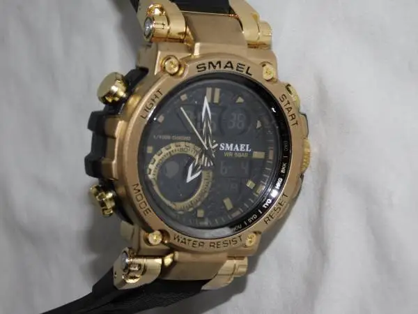 SMAEL BLACK and GOLD DIVER WATCH ~ EXCELLENT CONDITION
