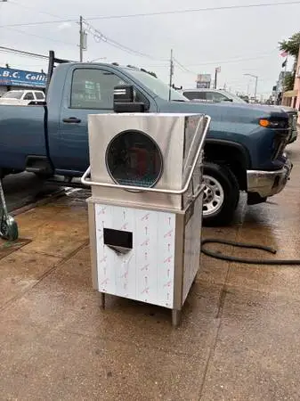 Upright dishwasher commercial /restaurant Equipment